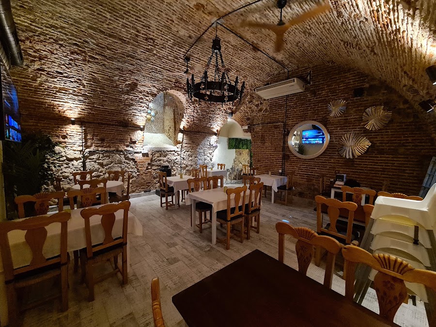 Abuela Herminia - Parrilla y Paellas